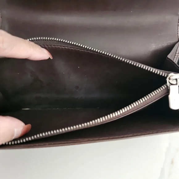 LOUIS VUITTON BROWN EPI WALLET EXCELLENT Accessories